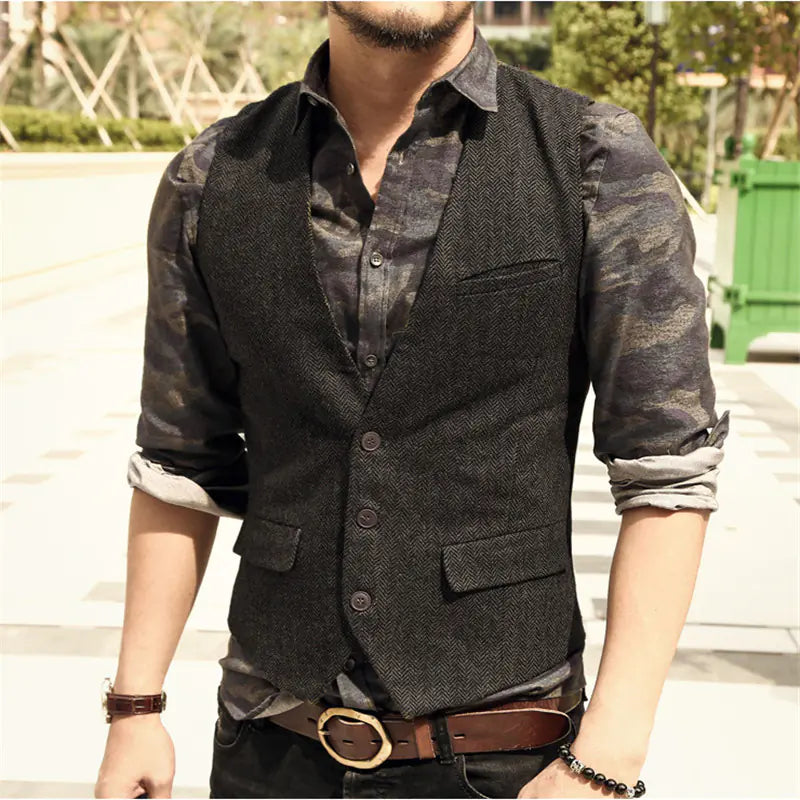 Men’s Houndstooth Wool Vest